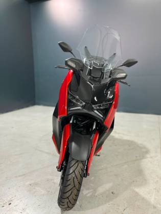 YAMAHA XMAX 300 CONNECTED ABS 